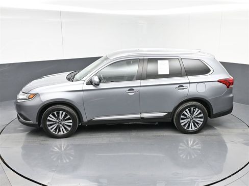 Used 2020 Mitsubishi Outlander SEL AWD/4WD image 29