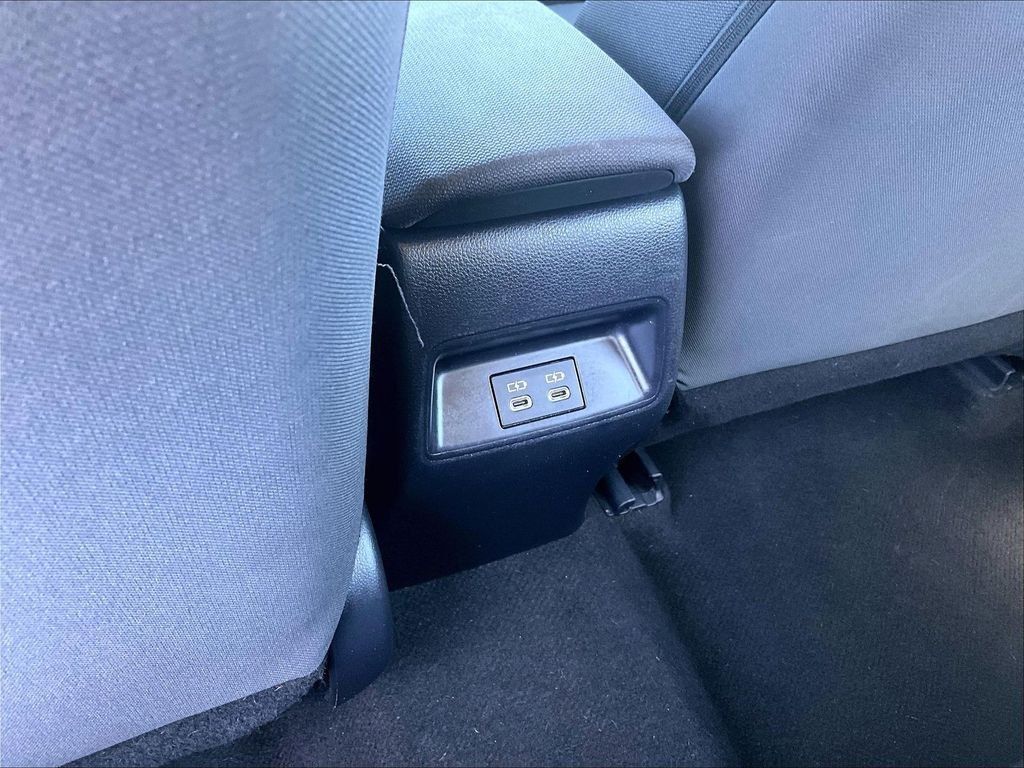 Used 2024 Toyota Corolla LE FWD image 28