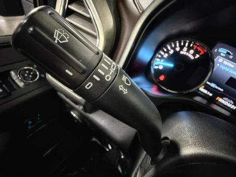 Used 2016 Ford F150 Platinum w/ Equipment Group 701A Luxury image 22