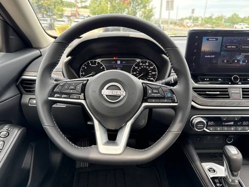 Certified 2025 Nissan Altima 2.5 SV w/ SV Premium Package FWD image 16