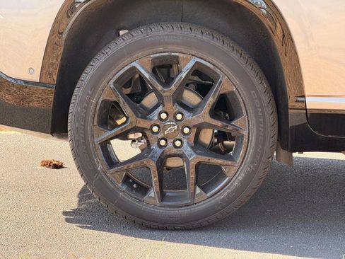 New 2026 Chevrolet Traverse RS FWD image 12