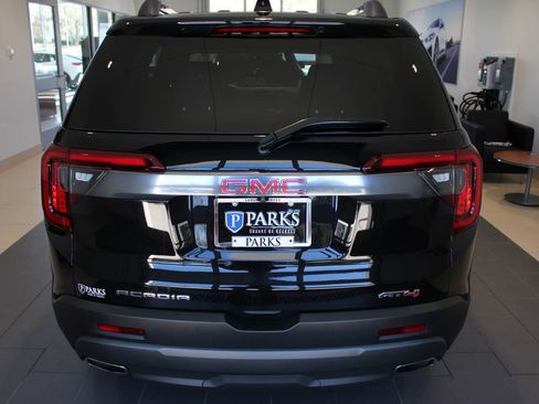 Used 2023 GMC Acadia AT4 w/ Technology Package image 28