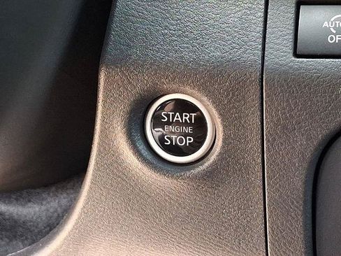 Certified 2025 Nissan Frontier PRO-4X AWD/4WD image 25