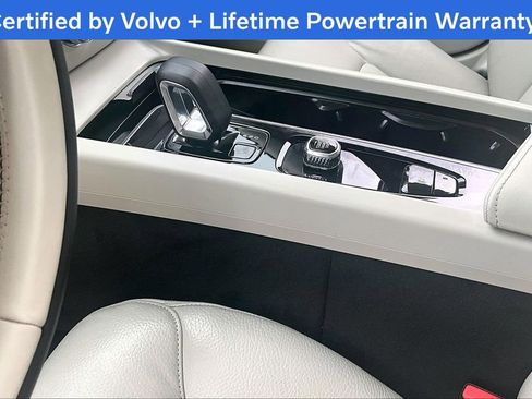 Used 2025 Volvo S60 B5 Plus AWD/4WD image 20