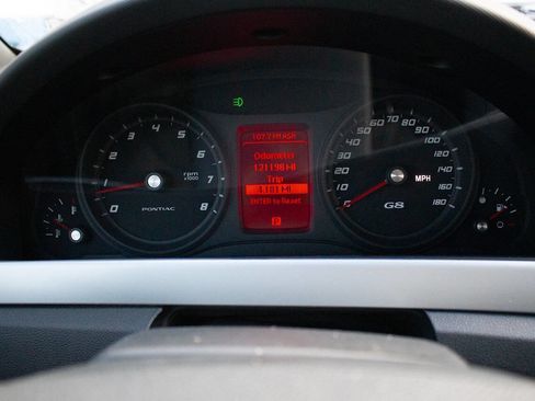 Used 2009 Pontiac G8 GT w/ Premium Package RWD image 21