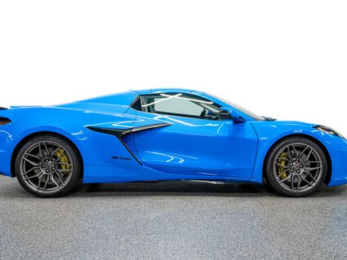 Used 2024 Chevrolet Corvette Z06 w/ Battery Protection Package image 16