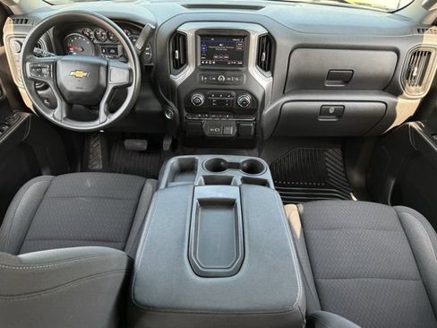 Used 2023 Chevrolet Silverado 1500 Custom AWD/4WD image 10