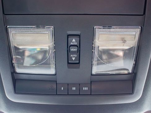 Used 2022 Dodge Challenger R/T Scat Pack w/ Plus Package image 30