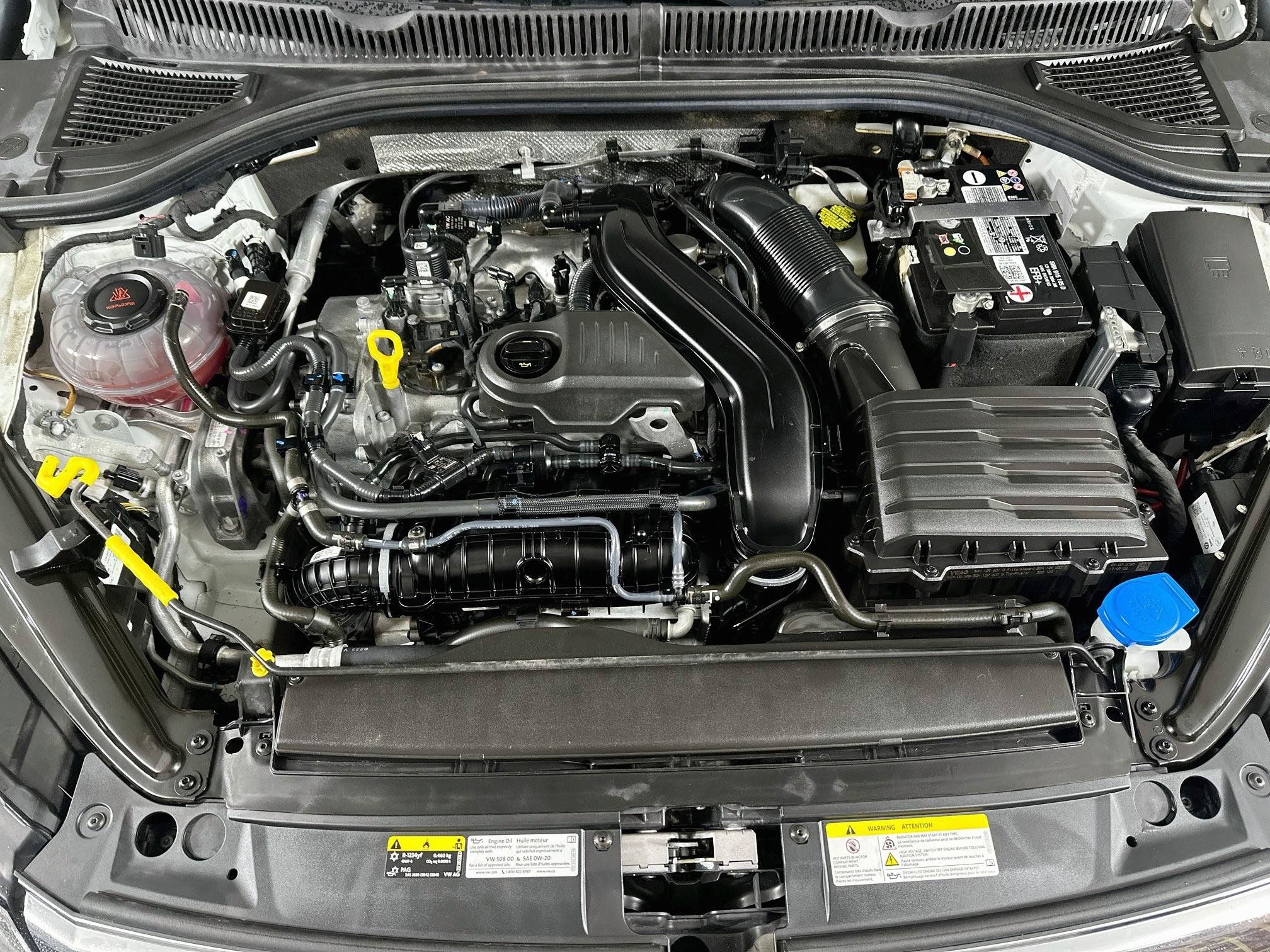 Used 2023 Volkswagen Jetta SE w/ Panoramic Sunroof Package FWD image 28