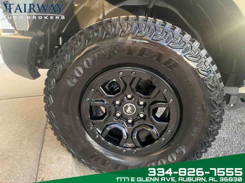 Used 2022 Ford Bronco Wildtrak image 31