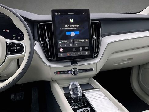 New 2026 Volvo XC60 T8 Ultra w/ Protection Package Premier image 6