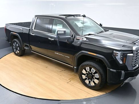 Used 2024 GMC Sierra 2500 Denali w/ Denali Reserve Package AWD/4WD image 46