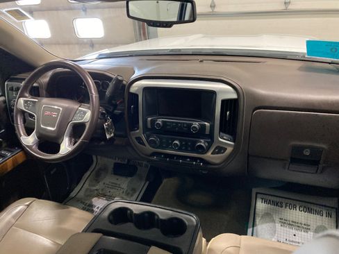 Used 2018 GMC Sierra 1500 SLT w/ SLT Premium Package image 11