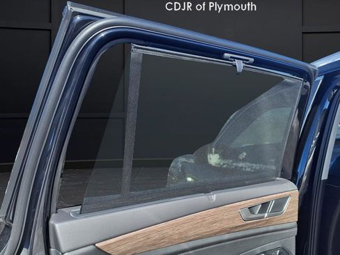 New 2026 Volkswagen Atlas SEL image 18