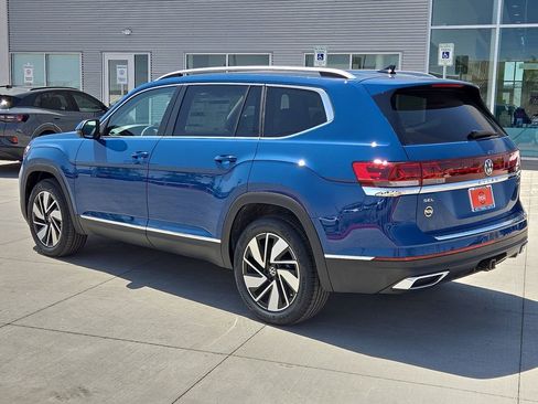Used 2025 Volkswagen Atlas SEL image 8