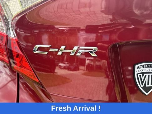 Used 2019 Toyota C-HR LE FWD image 35