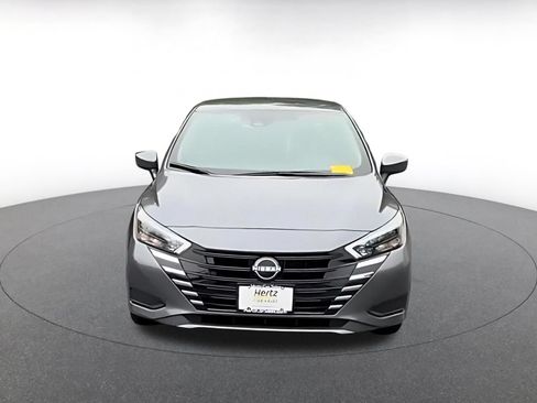 Used 2025 Nissan Versa SV FWD image 4