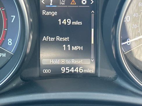 Used 2017 Toyota Corolla iM FWD image 18