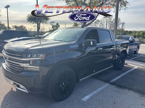 Used 2019 Chevrolet Silverado 1500 High Country w/ Technology Package image 1