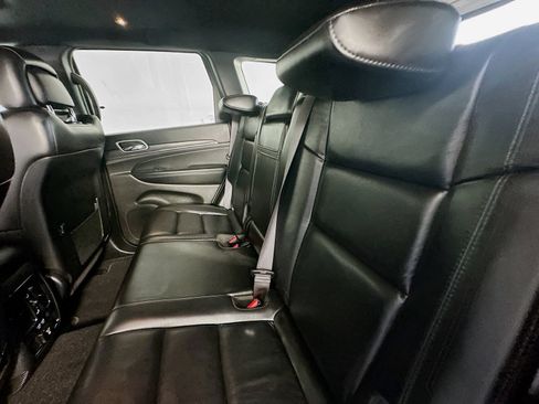 Used 2021 Jeep Grand Cherokee Limited AWD/4WD image 24