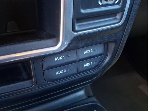 Used 2020 Jeep Wrangler Sport AWD/4WD image 21