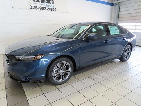 New 2026 Honda Accord EX-L image 2