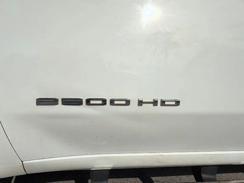 Used 2021 GMC Sierra 2500 SLE w/ SLE Value Package; image 10