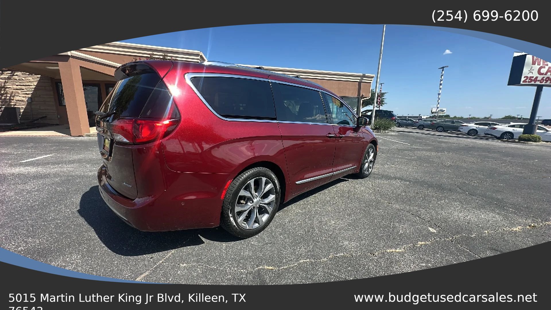 Used 2018 Chrysler Pacifica Limited w/ Tire & Wheel Group FWD image 6
