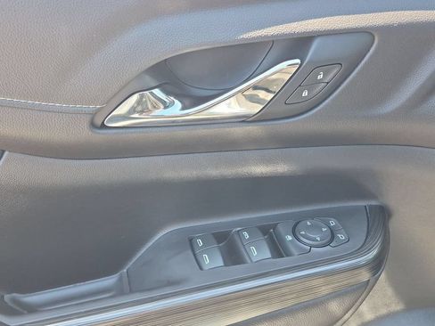 Used 2019 GMC Acadia SLT FWD image 24
