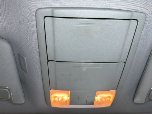 Used 2013 Ford F150 XLT w/ Mid Equipment Group RWD image 17
