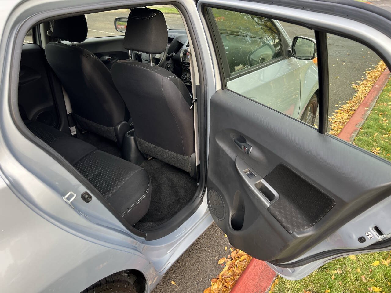 Used 2013 Scion xD 10 Series FWD image 10