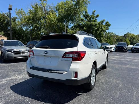 Used 2019 Subaru Outback 2.5i Premium AWD/4WD image 6