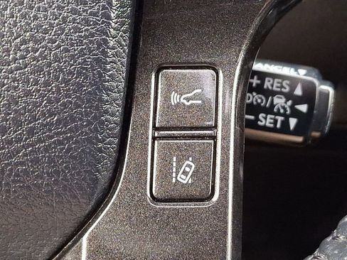 Used 2020 Toyota 4Runner TRD Off-Road Premium image 23