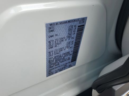 New 2026 Nissan Pathfinder Platinum image 17