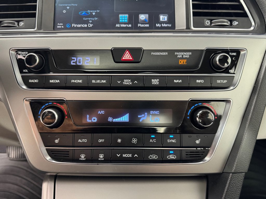 Used 2016 Hyundai Sonata Sport w/ Option Group 03 FWD image 15
