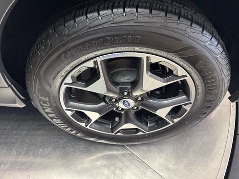 Used 2018 Subaru Crosstrek 2.0i Premium image 35