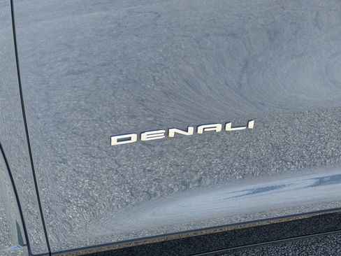 Used 2024 GMC Acadia Denali w/ Super Cruise Package image 36