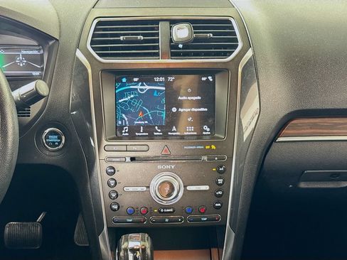Used 2018 Ford Explorer Limited AWD/4WD image 15