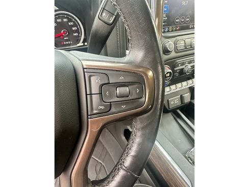 Used 2021 Chevrolet Silverado 1500 High Country w/ Technology Package image 12