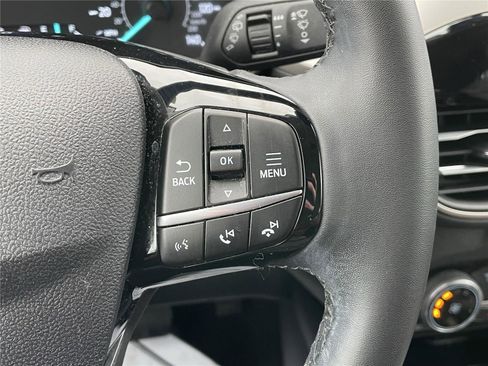 Used 2022 Ford Escape SE w/ Cold Weather Package image 18