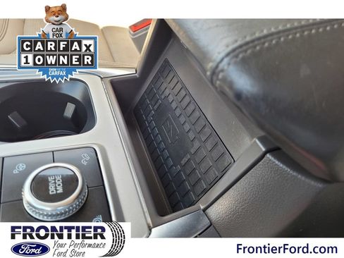 Used 2020 Ford Explorer Platinum w/ Premium Technology Package AWD/4WD image 14