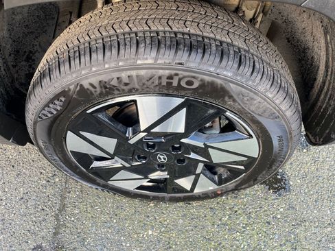 Used 2025 Hyundai Kona SEL image 31