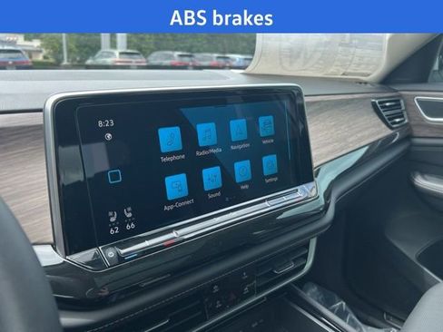 New 2026 Volkswagen Atlas SEL image 15