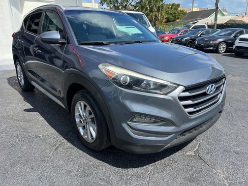 Used 2018 Hyundai Tucson SEL image 8