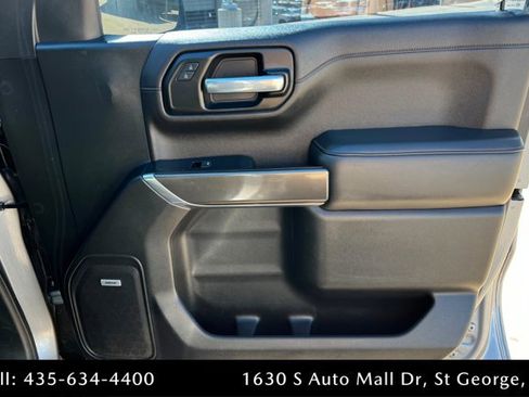 Used 2020 GMC Sierra 1500 AT4 w/ Off-Road Performance Package image 22