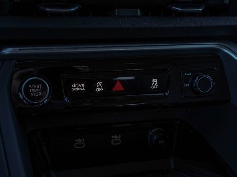 New 2025 Audi Q5 Premium Plus image 12