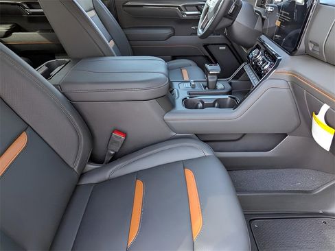 New 2025 GMC Sierra 1500 AT4 w/ Technology Package image 37