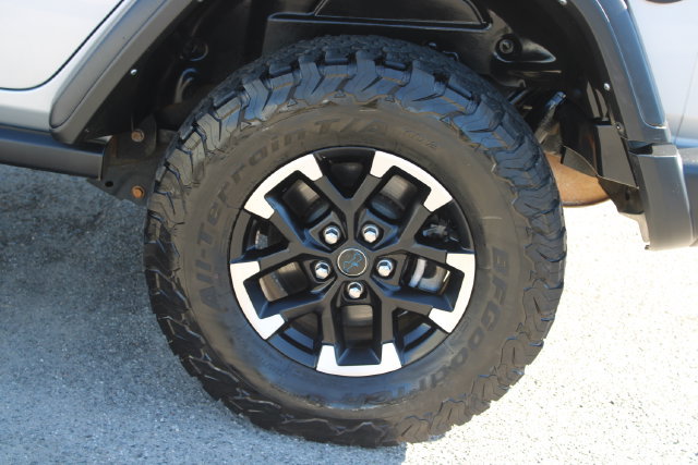 Used 2024 Jeep Wrangler Unlimited Rubicon 4xe AWD/4WD image 7