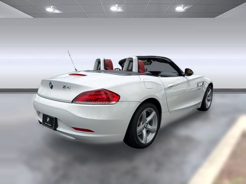 Used 2016 BMW Z4 sDrive28i RWD image 9