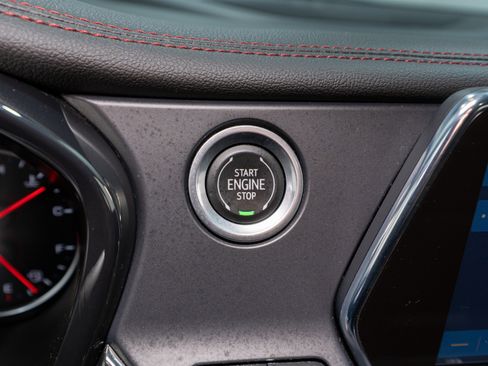 Used 2021 Chevrolet Blazer RS image 29